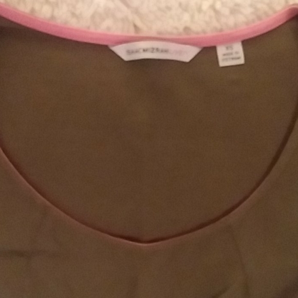 Top - Picture 2 of 2